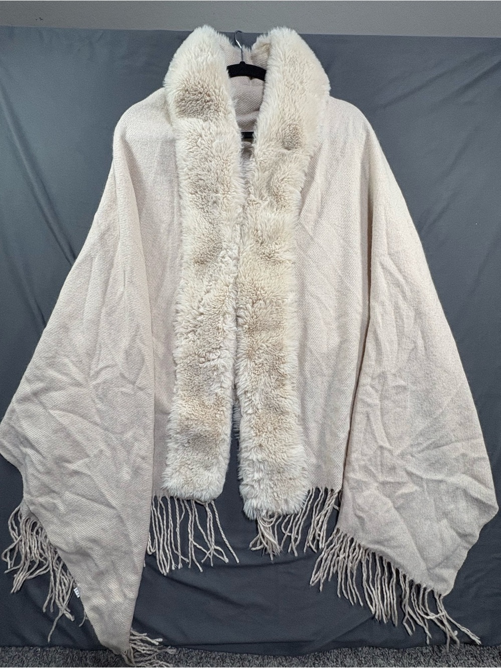 Cozy Cream Faux Fur Trim Poncho
